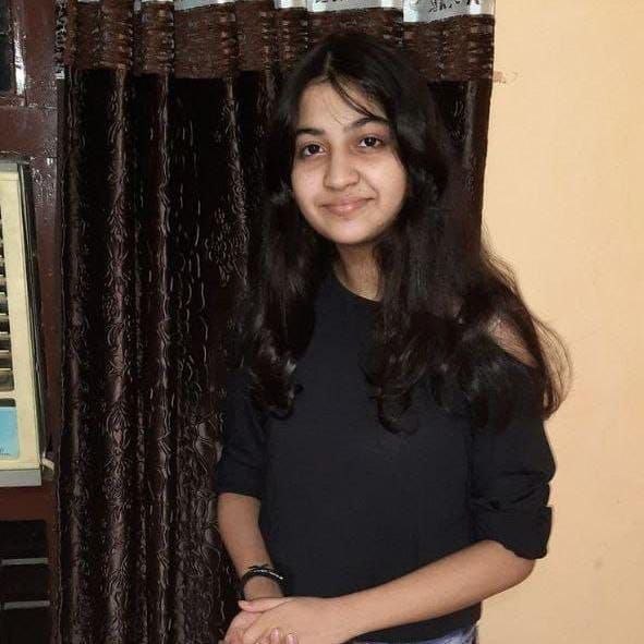 Pune low price best profile safe and secure call girl service .