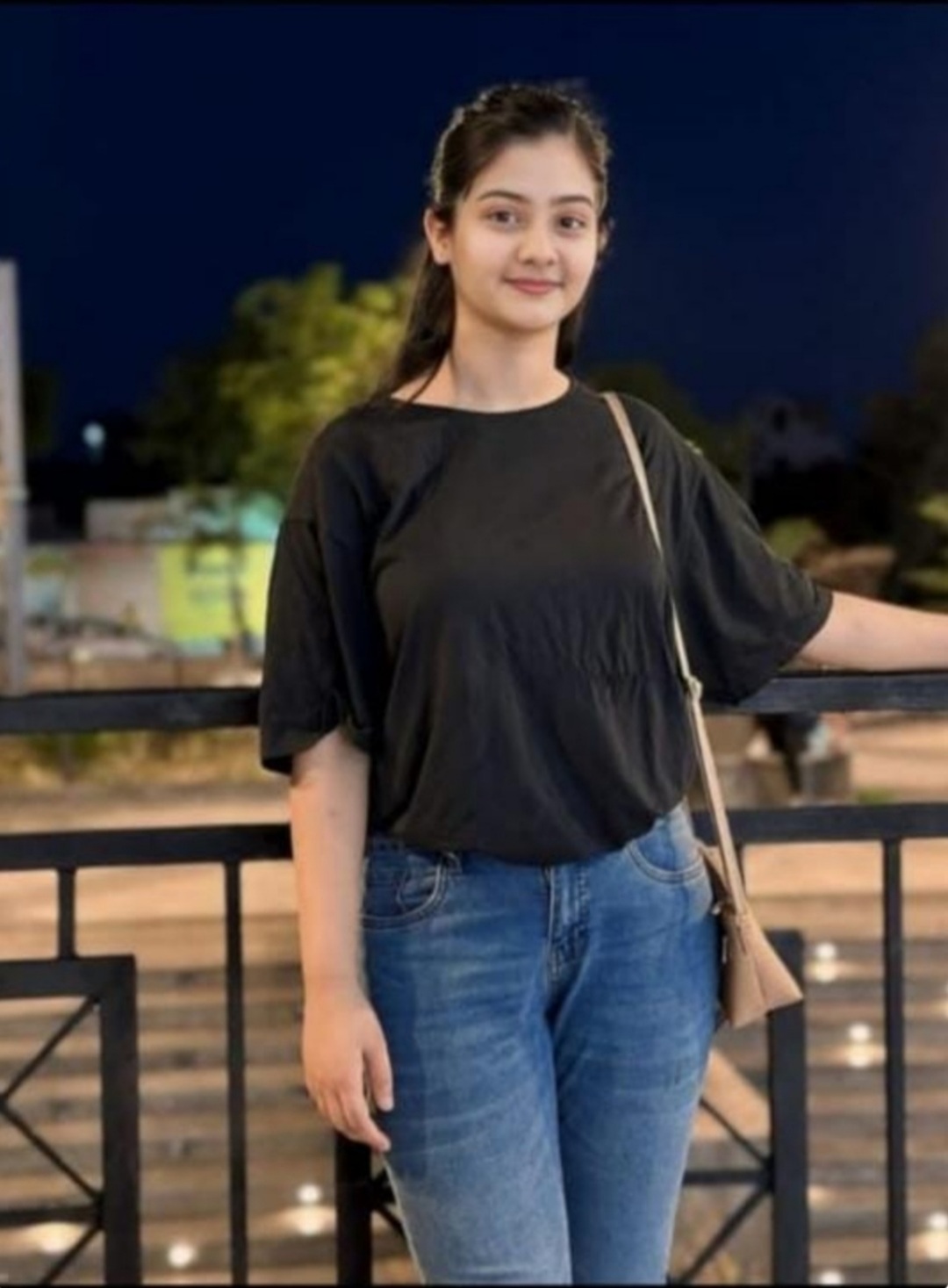 Vadodara BEST 💯✅VIP SAFE AND SECURE GENUINE SARVICE CALL VIP VIP....