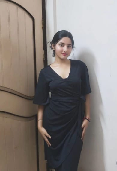 Delhi my ✅ self komal sharma home and hotel service available