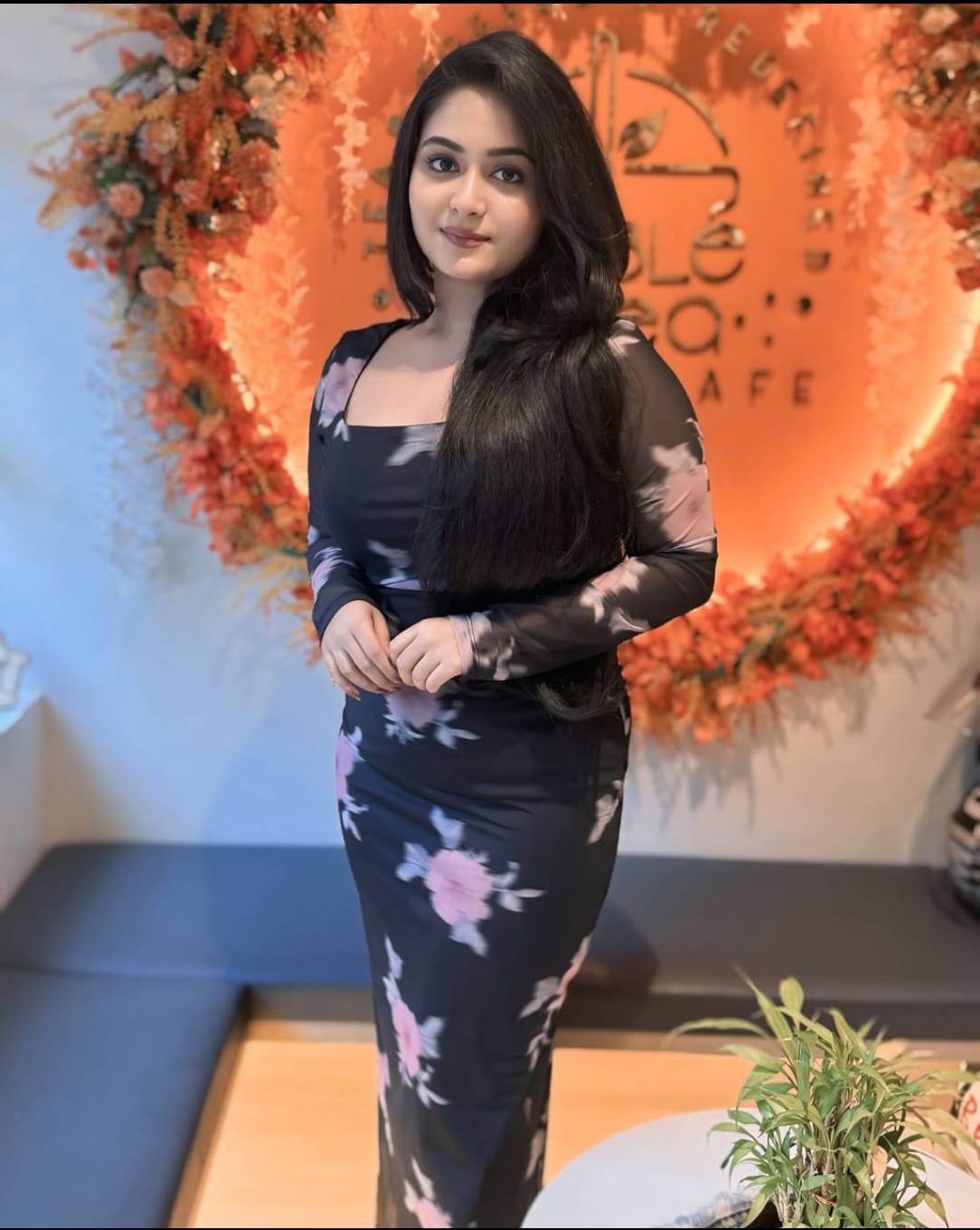 KOLKATA ✅TRUSTED 💯% SAFE SECURE 🔐AFFORDABLE PRICE HOT COLLEGE GIRLS